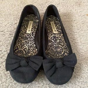 Black American Eagle Flats - size 7.5W